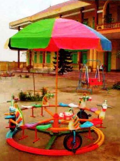 Nghựa đạp trên ray 0 VND